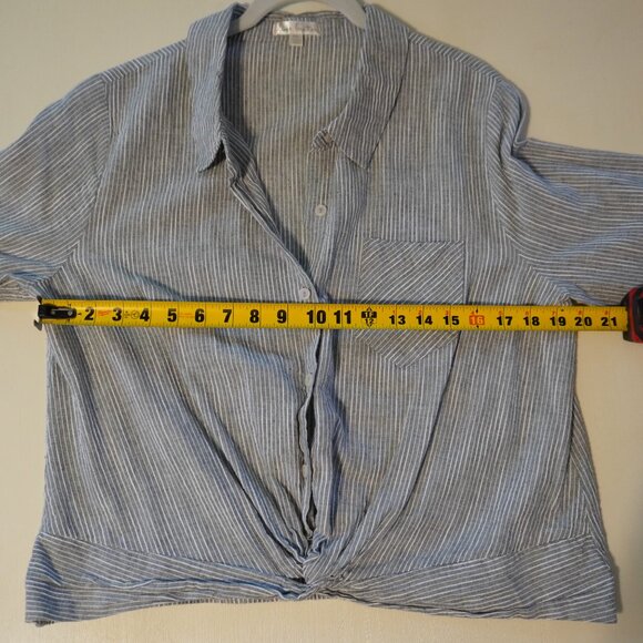 Nine Britton Collared Button Down with gather at waist - Picture 4 of 7
